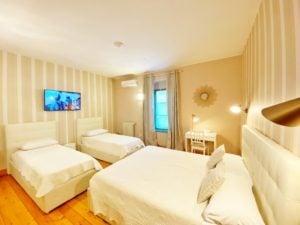 Cerchi un B&B a Lodi? La Borasca è ciò che fa per te, camere matrimoniali, singole, doppie, triple e quadruple a tua disposizione, wifi, aria condizionata, privacy a volontà.